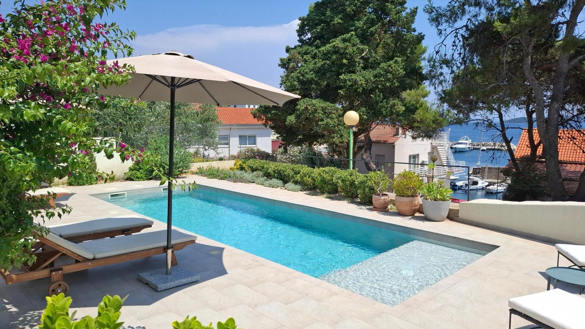 Villa Mira With A Heated Pool And A Sea View โบชาวา ภายนอก รูปภาพ